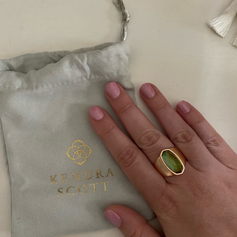 Kendra Scott rose gold Mood Ring